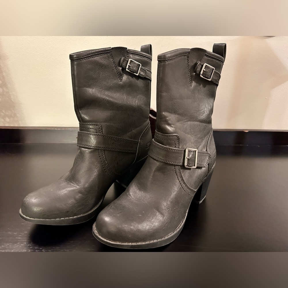 Skechers Women's Black Leather Mid-Calf Buckle Boots